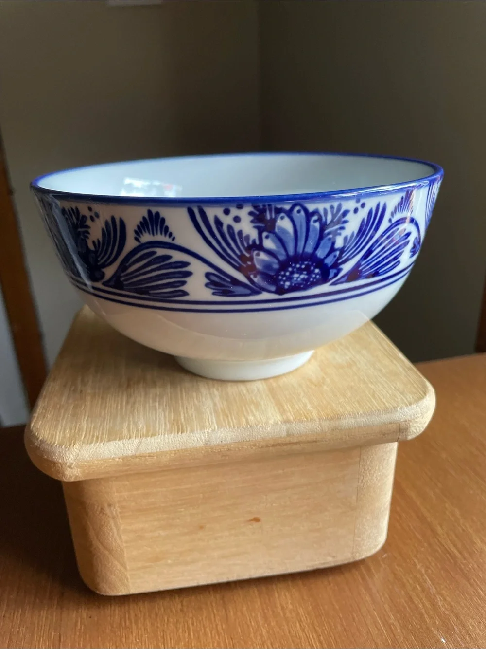 Pottery Barn Ceramic Elsie Bowl Discontinued Replacement Piece - Blue Floral 6